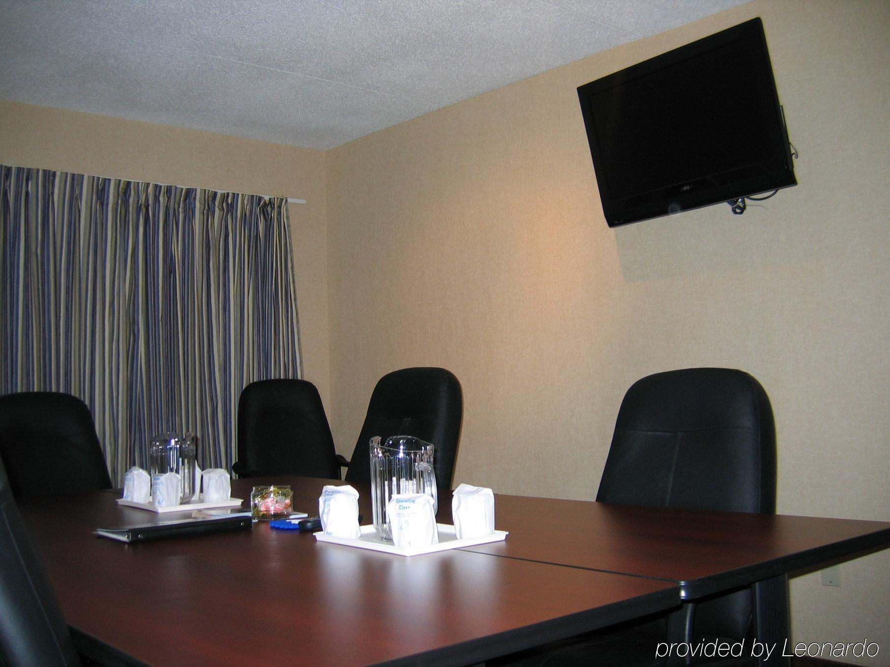 Comfort Inn Brantford Facilities photo